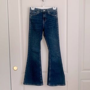 Topshop moto Jaimie high waist flared jeans size 28. EUC